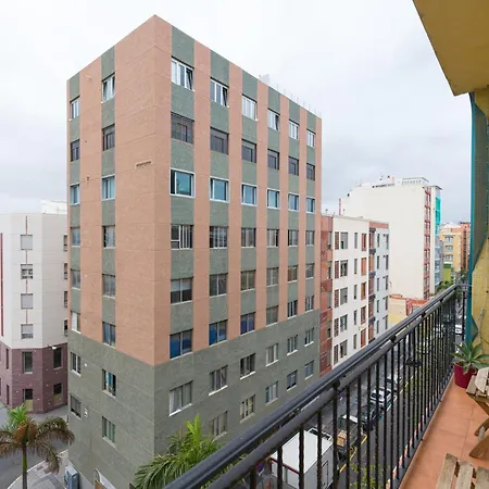 Nyaraló In Palmas Near Canteras